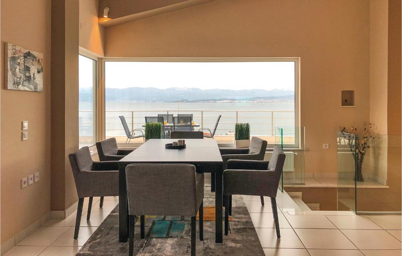 Amazing Home In Chalkida With Wifi Ngoại thất bức ảnh