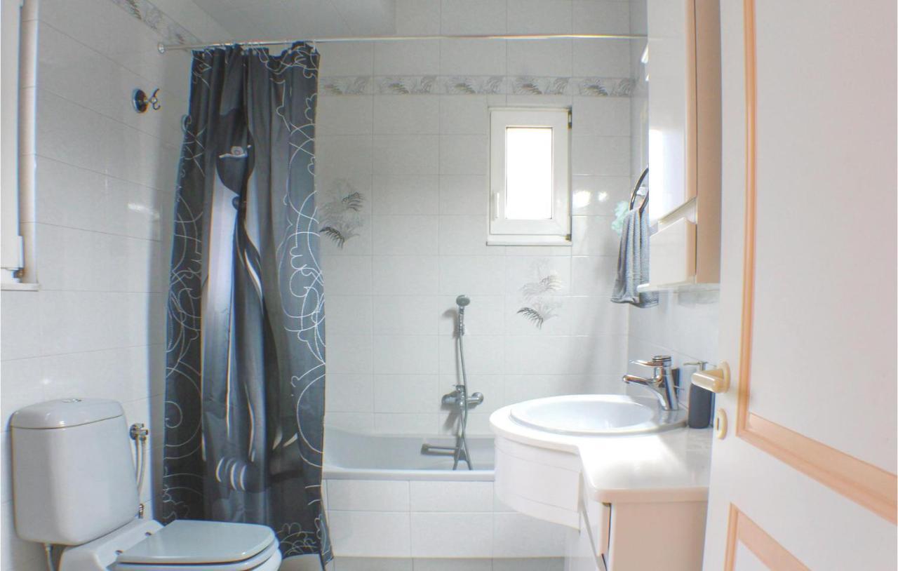 Amazing Home In Chalkida With Wifi Ngoại thất bức ảnh